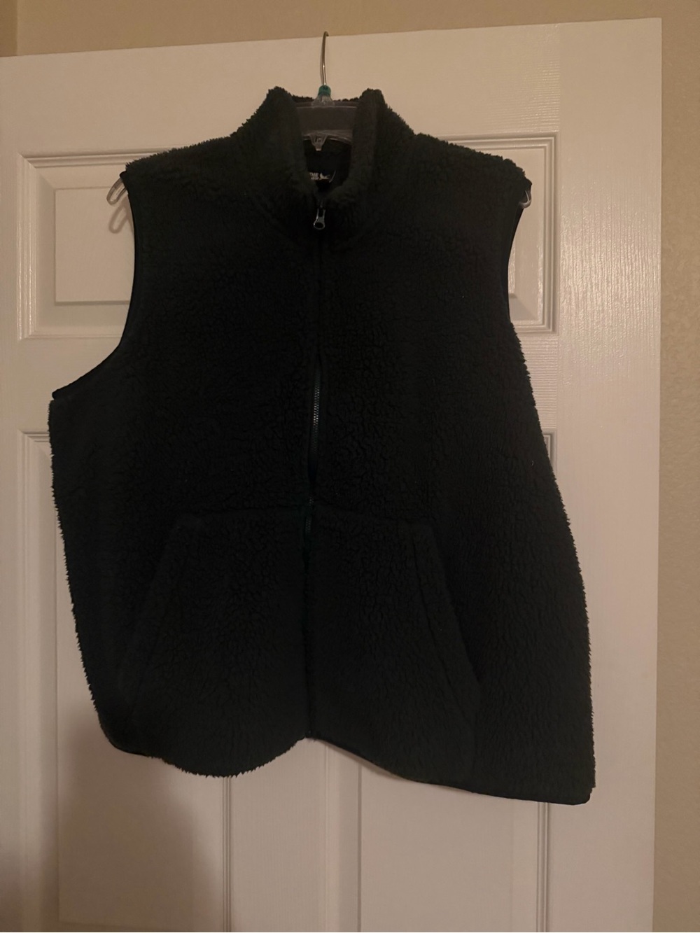 Cozy Black Sherpa Fleece Vest - Women's Zip Front Layer